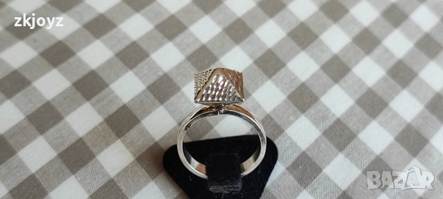 СРЕБЪРЕН ПРЪСТЕН 4.45 ГРАМА/ ПРОБА 925