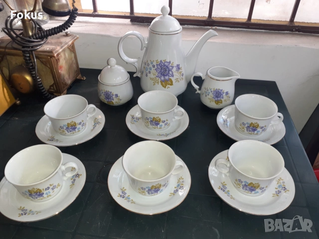 Невероятен сервиз за кафе български порцелан Дянко Стефанов, снимка 6 - Антикварни и старинни предмети - 53291473