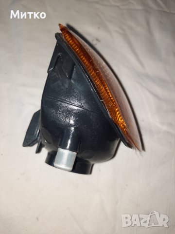 Чисто нов десен мигач за Сеат Ибиза 1993г., снимка 2 - Части - 38331321