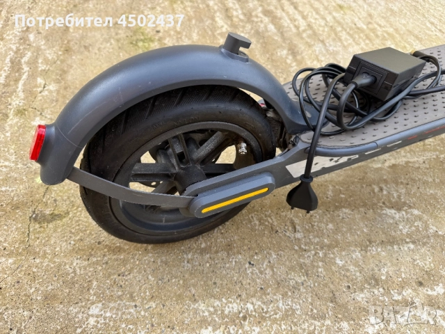 Тротинетка 350w 35km/h, снимка 5 - Скутери и тротинетки - 52594111