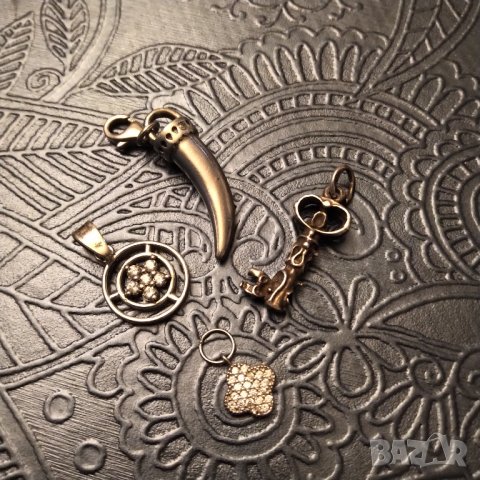 Лот сребърни  висулки 