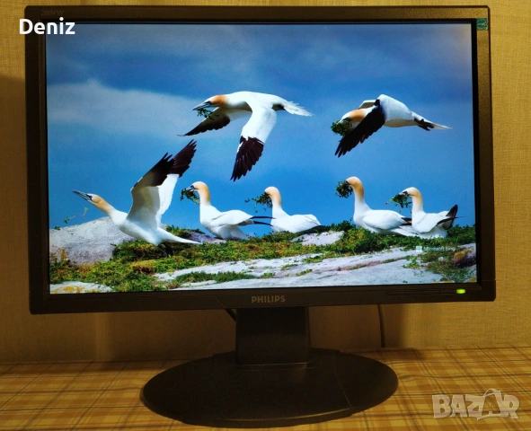 Монитор PHILIPS, 20,1" = 51 см., снимка 7 - Монитори - 53576040
