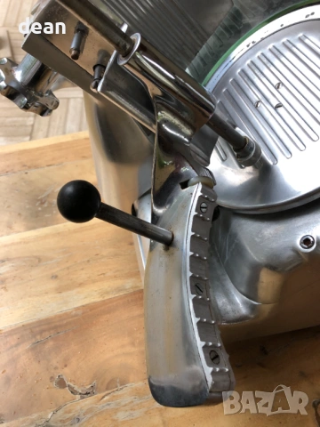 Професионална резачка за месо/колбаси Graef, снимка 7 - Обзавеждане на кухня - 53144910