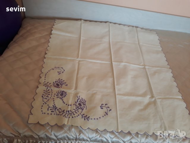 Каренца с бродерия от преди 70 години  , снимка 2 - Антикварни и старинни предмети - 26746816