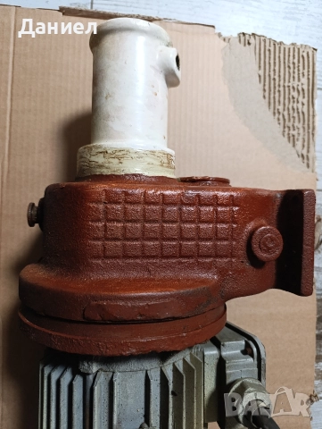 Електродвигател Асинхронен, снимка 3 - Електродвигатели - 52808232