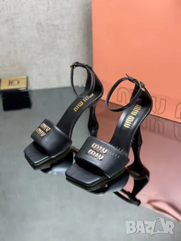 сандали на ток miu miu, снимка 2 - Дамски обувки на ток - 50422826