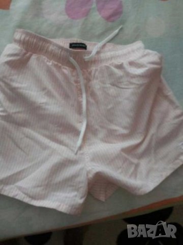 Бермуди, снимка 2 - Къси панталони - 27943630