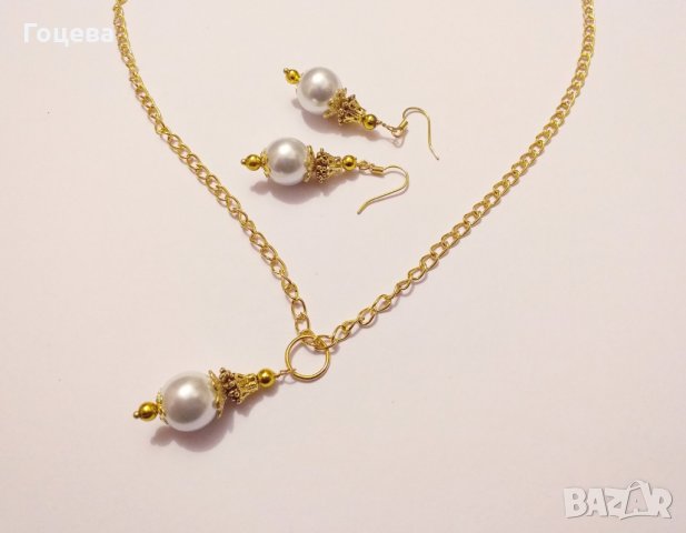 Разкошен Викториански комплект колие и обеци с перли и красиво изработени орнаменти в цвят Злато