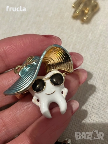 Брошки за Зъболекар, снимка 5 - Други - 53129028