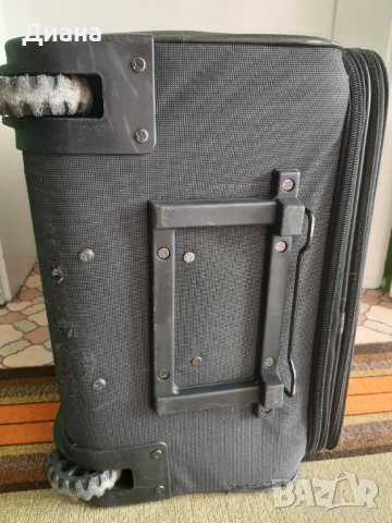 Куфар с големи колелца, размер 78/48/32 см., снимка 9 - Куфари - 43912777