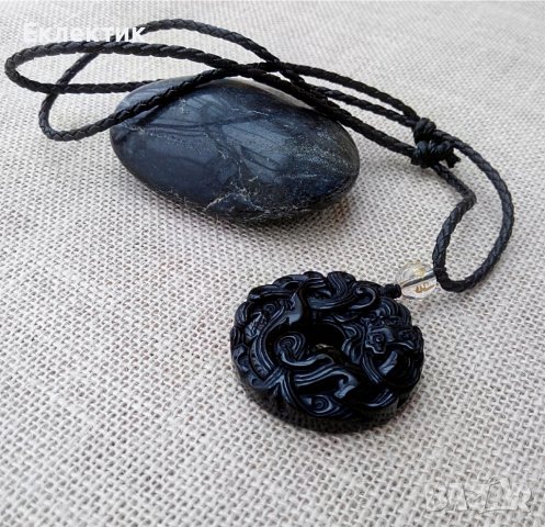 Амулети от естествен обсидиан с гердани, снимка 2 - Колиета, медальони, синджири - 38903566