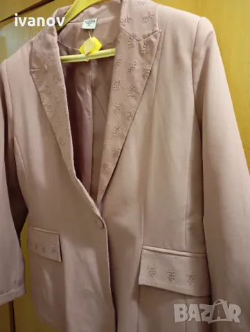 Дамско сако ново 