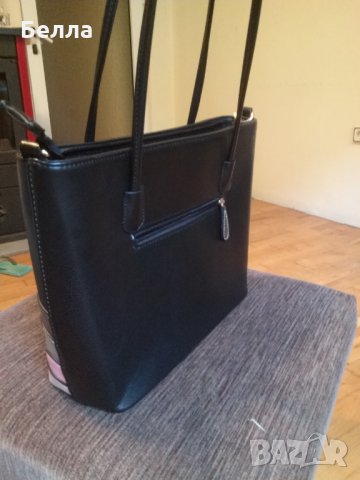 Ефектна нова чанта , снимка 3 - Чанти - 29047180