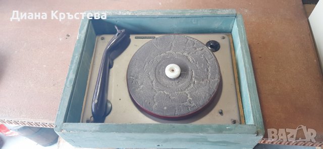 Ретро радиоапарат Респром АБ71Т и стар грамофон, снимка 4 - Антикварни и старинни предмети - 39894822