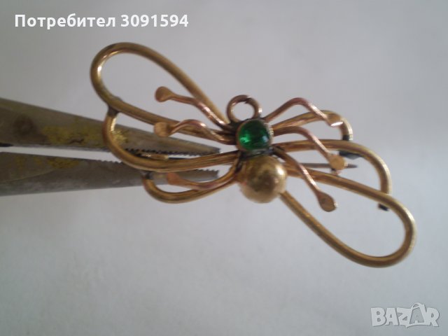 дамска брошка паяк месинг зелено стъкло период1940-1950г