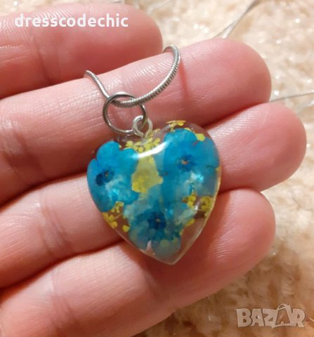 Обеци и колиета с Незабравки, снимка 9 - Бижутерийни комплекти - 35429064