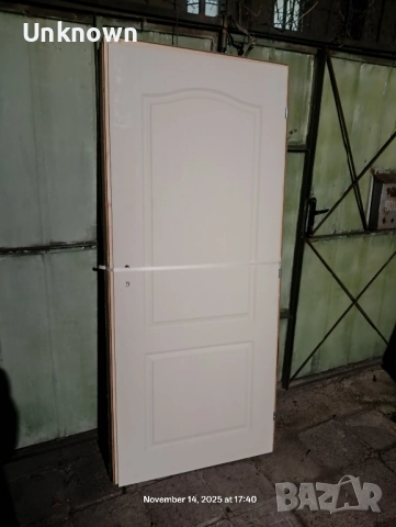 Нова интериорна врата дясна 90х200х7, снимка 2 - Интериорни врати - 52485104