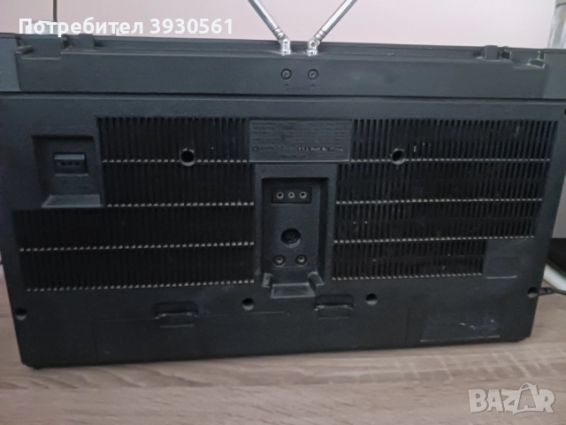 Радиокасетофон Hitachi TRK 8080E, снимка 6 - Радиокасетофони, транзистори - 52874616