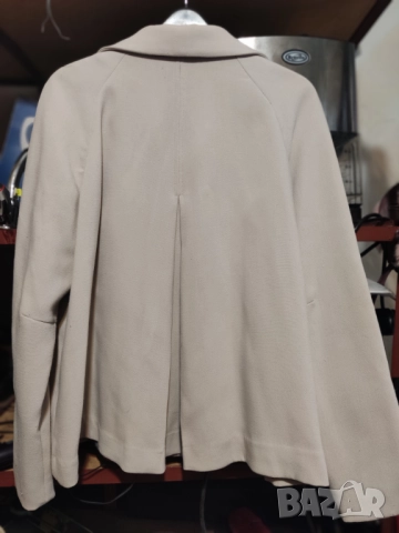 Дамско късо палто C.A.N.D.A collection    Дамско късо манто КАНДА, снимка 2 - Палта, манта - 51850730