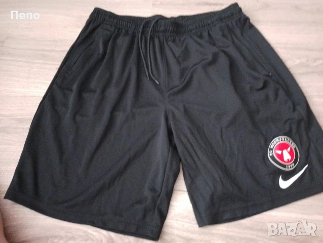 Гащи Nike 