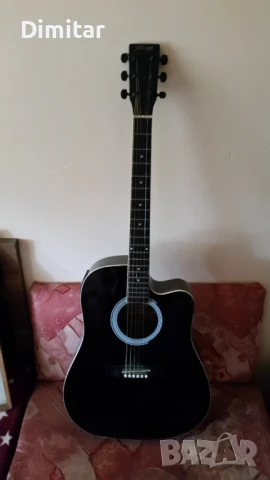 електро-акустична китара стаг