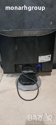 Монитор Samsung 710N, снимка 5 - Монитори - 39596798