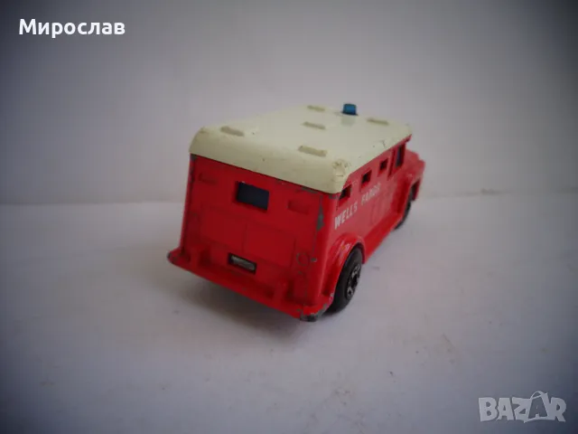 MATCHBOX ARMORED TRUCK ИНКАСО КОЛИЧКА ИГРАЧКА МОДЕЛ, снимка 4 - Колекции - 47724393