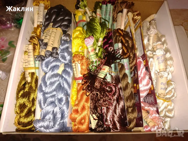 Копринени конци