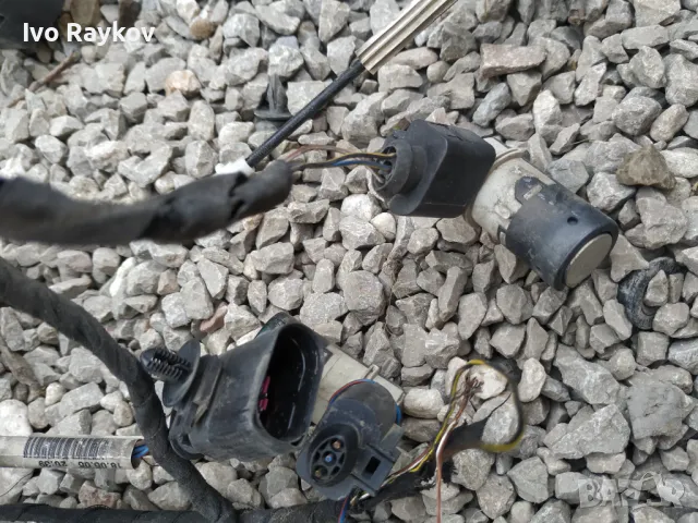 Предна  инсталация парктроник за Audi A6 Avant C6 , 4F1971095A, снимка 2 - Части - 49541548