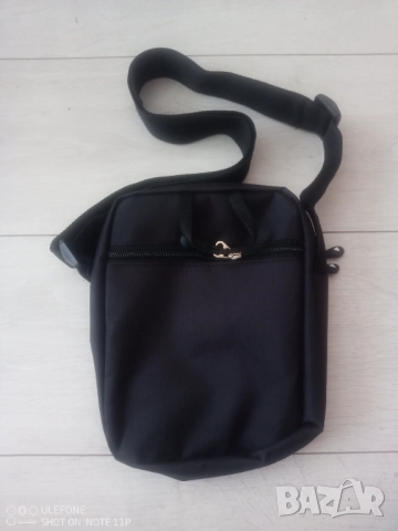 Мъжка чантичка за рамо Adidas с регулируема дръжка, снимка 2 - Чанти - 52639740