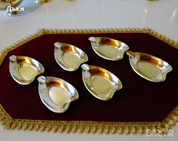 Посребрен месингов пепелник. , снимка 2 - Антикварни и старинни предмети - 26602386