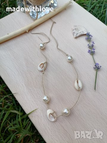 Ръчно изработено колие от седеф и морски раковини, снимка 6 - Колиета, медальони, синджири - 43251928