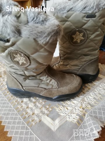 Ботуши, снимка 3 - Детски боти и ботуши - 26680755