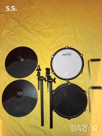 Пад и чинел за електронни барабани Alesis, снимка 6 - Ударни инструменти - 52793715