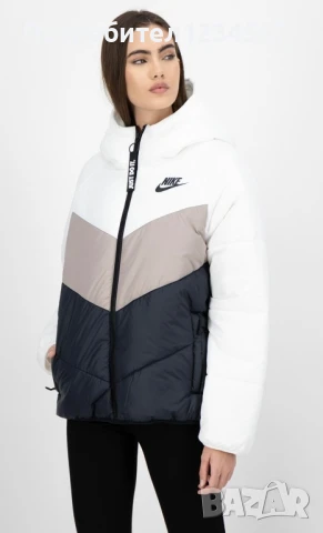 Ново оригинално яке Nike, закупено за 230 лв