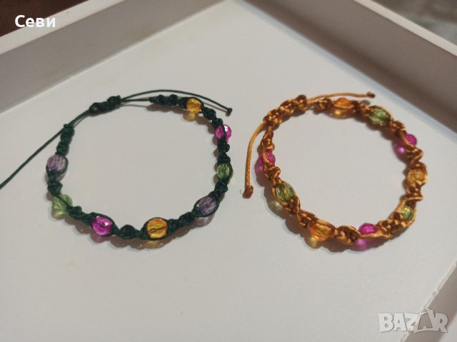 Ръчно изработени гривни и ключодържатели , снимка 1