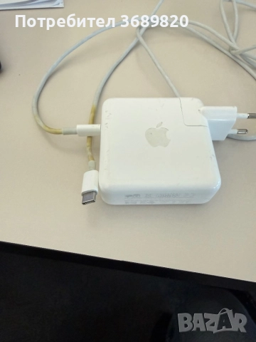 Оригинално зарядно за Macbook, снимка 2 - Лаптоп аксесоари - 52398861