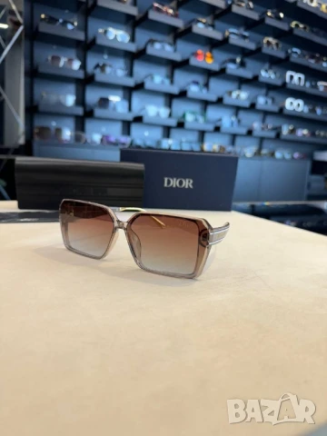 очила с черен обикновен калъф ray ban prada gucci christian dior , снимка 6 - Слънчеви и диоптрични очила - 50673447