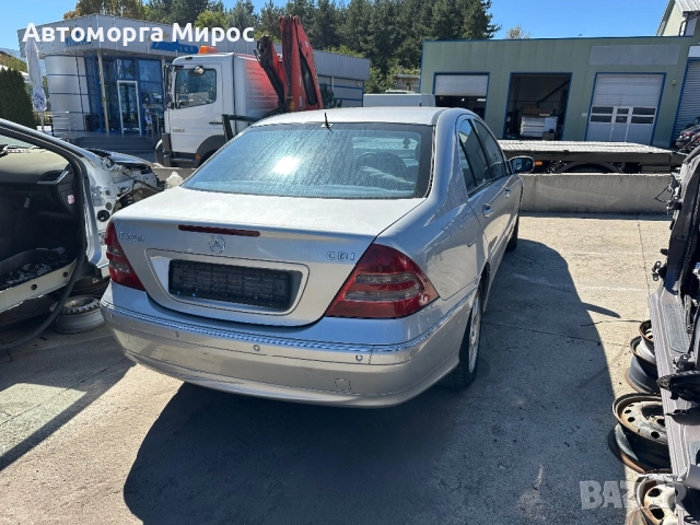 Мерцедес C-270 cdi W203 НА ЧАСТИ, снимка 4 - Автомобили и джипове - 51824974