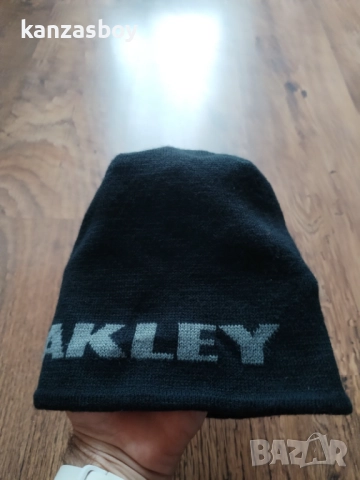 oakley - страхотна зимна шапка , снимка 3 - Шапки - 52324738