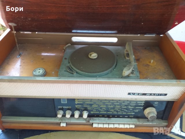 VEF RADIO Радиограмофон, снимка 4 - Радиокасетофони, транзистори - 33531646