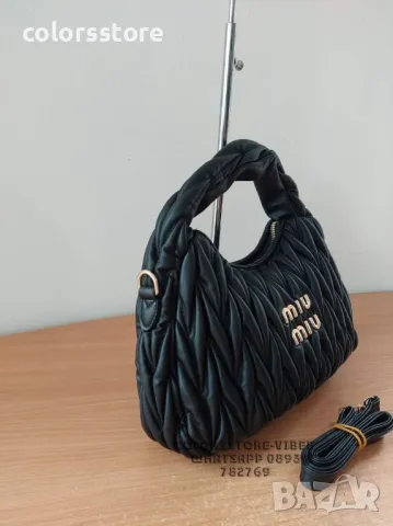 Черна чанта MiuMiu-SG40U, снимка 4 - Чанти - 47405145