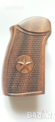 Орехова ръкохватка за пистолет Макаров, снимка 2 - Оборудване и аксесоари за оръжия - 51098499