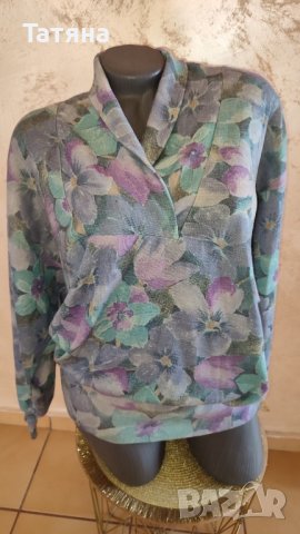Блуза в на цветя!, снимка 2 - Блузи с дълъг ръкав и пуловери - 39724755