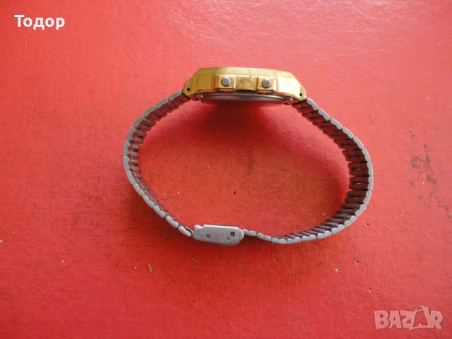 Позлатен часовник Casio, снимка 5 - Мъжки - 52640436