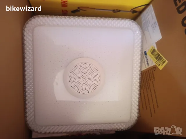 TOPBOS 30W LED таванна лампа с димируема светлина с Bluetooth високоговорител. 28х28 см. НОВА, снимка 6 - Други - 50336093