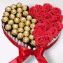 Сърце от бонбони и рози , снимка 1 - Романтични подаръци - 43849210