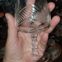 Кристални чаши и гарафа, снимка 3 - Сервизи - 43466807