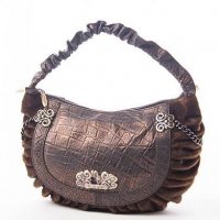 дамска чанта  размер  19/ 18 см естествена кожа и текстил , снимка 1 - Чанти - 28671842