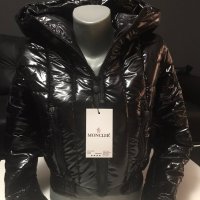 Дамско яке с лисица Moncler , снимка 1 - Якета - 27378920